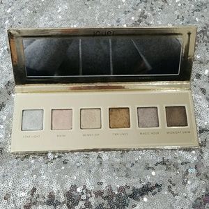 Gently used Jouer Skinny Dip Palette